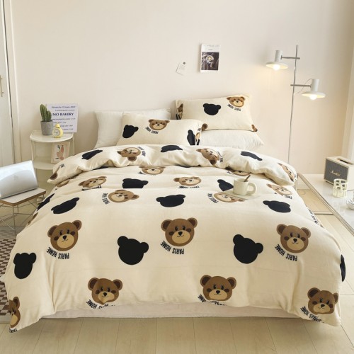 2022 New Simple Casual Style Milk Velvet Four-piece Bear Set