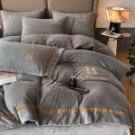 2022 new thickened milk velvet embroidery H four-piece set light gray