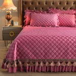 Crystal velvet quilted bed cover three-piece set Shengshi Nianhua Bean Paste